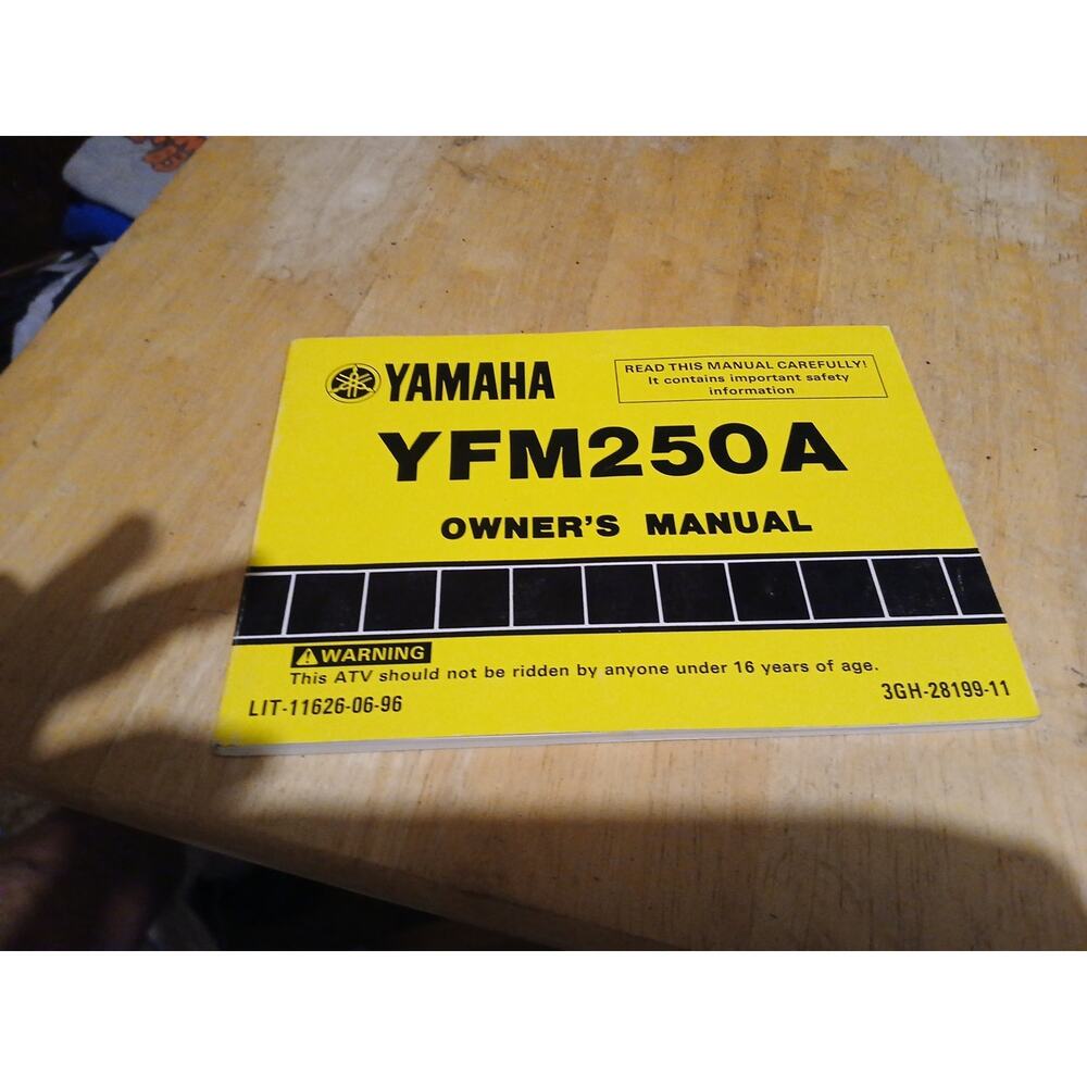 1989 Yamaha YFM250W Owner's Manual OEM LIT-11626-06-96 Has Registration Card